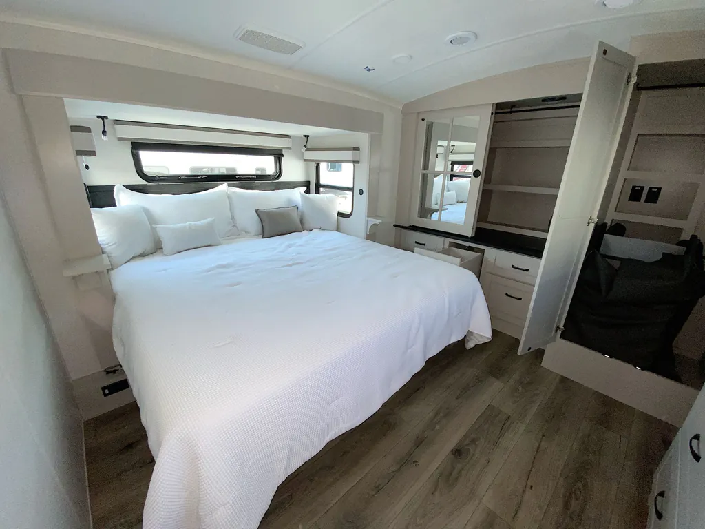 2026 Jayco North Point 395DSDB, Photos photo 15
