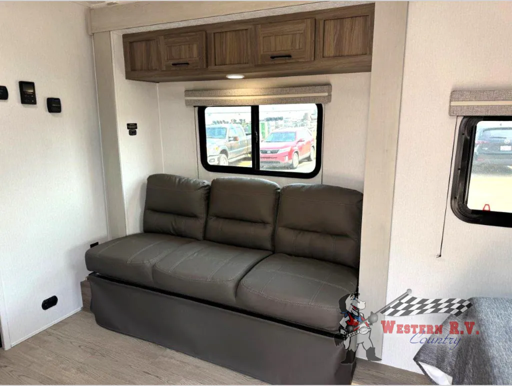 2025 Coachmen Freedom Express Select 18SE, Photos photo 7