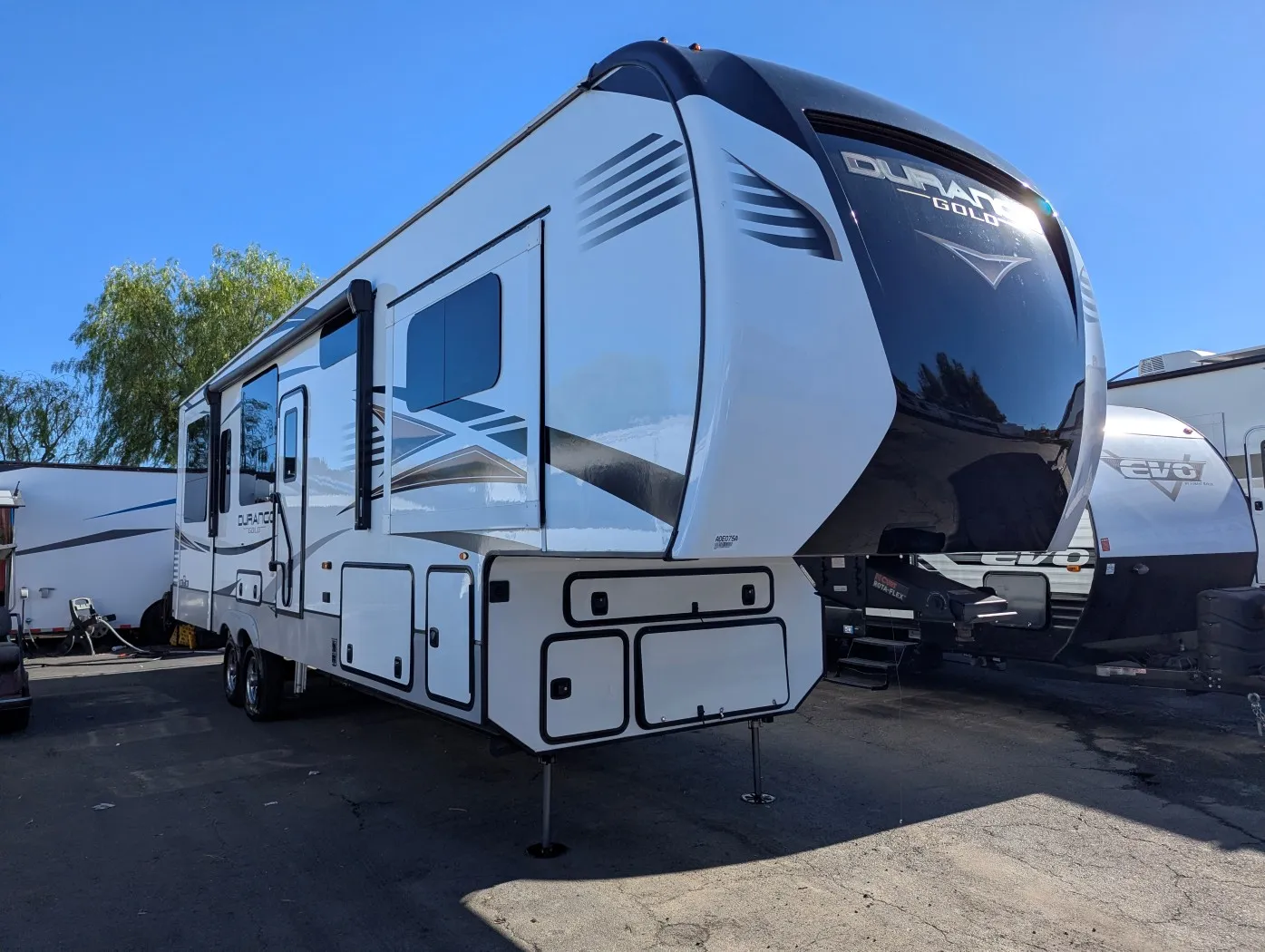 2023 KZ RV Durango Gold G360REQ - Main photo