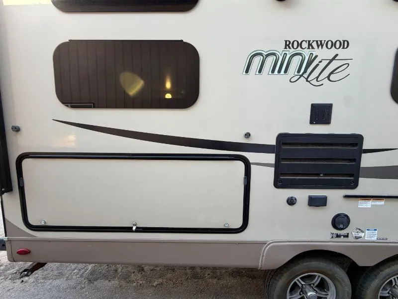 2019 Forest River Rockwood Mini Lite 2509S, Photos photo 14