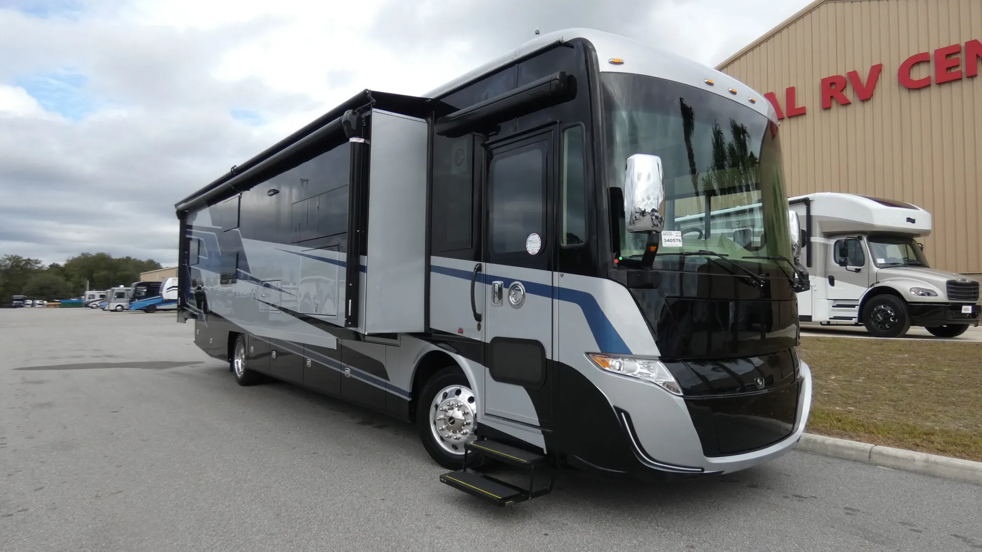 2026 Tiffin Byway 38 BL - Photo 2