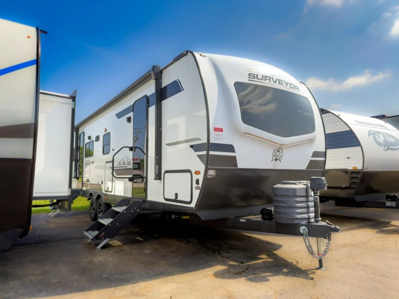 2024 Forest River Grand Surveyor 253RLS - Photo 4