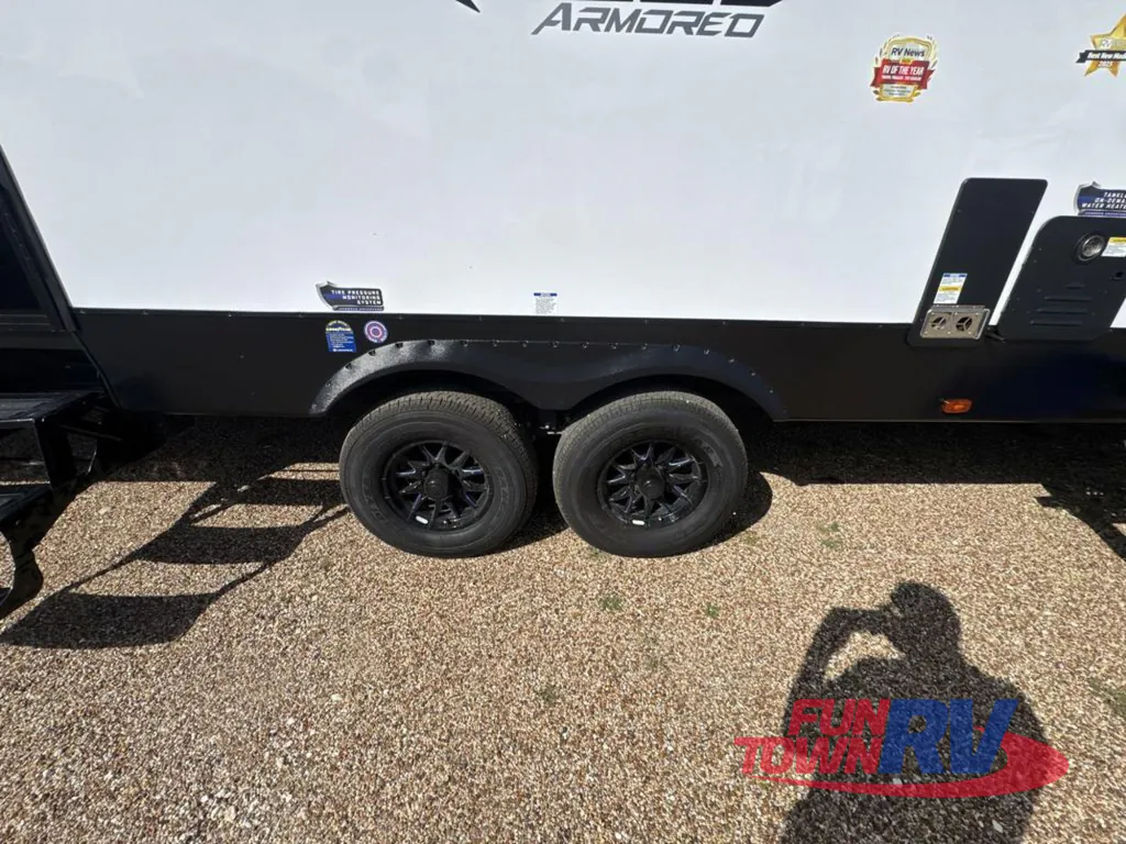 2026 Forest River Vengeance Rogue Armored 32L132, Photos photo 9