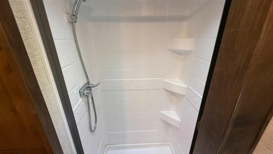 2020 Tiffin Wayfarer 25 RW, Photos photo 30