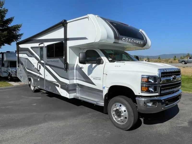 2026 Coachmen Entourage 330DS - Photo 2