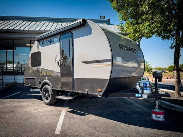 2025 Skinny Guy Campers Armor LT 17LTZ - Photo 2