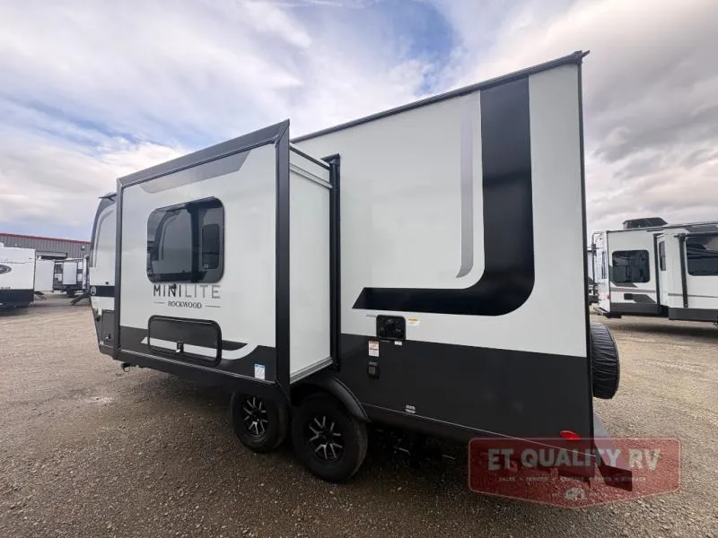 2026 Forest River Rockwood Mini Lite 2109S - Photo 3