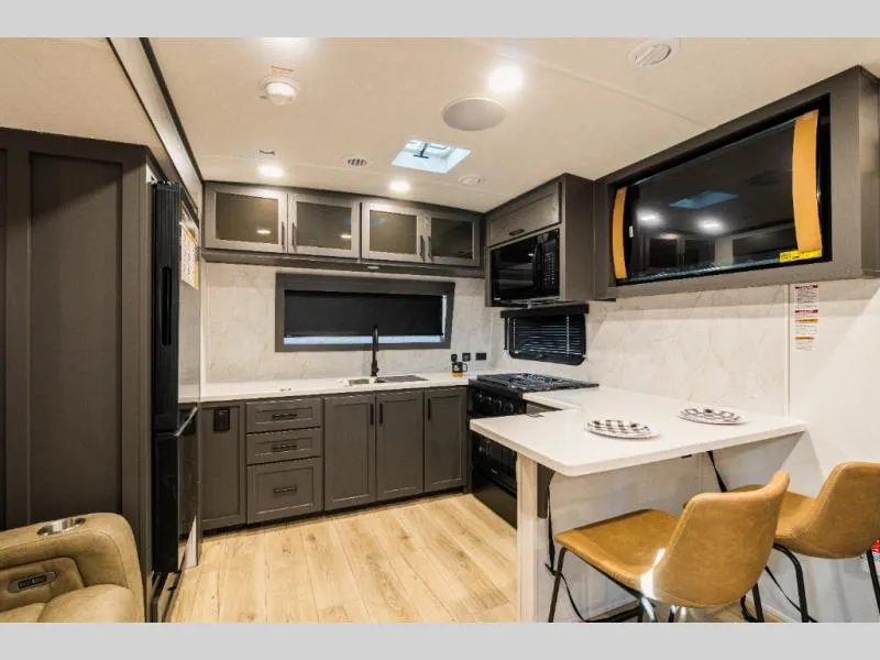 2026 Forest River Rockwood Ultra Lite 8263MBR - Photo 3