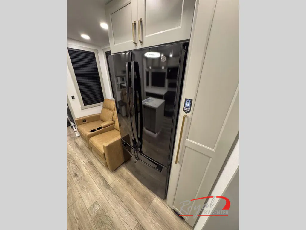 2026 Brinkley Model G 3520, Photos photo 17