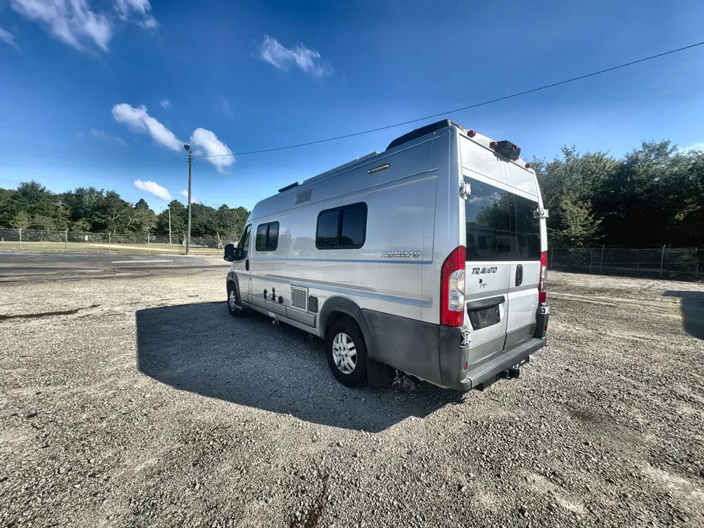 2017 Winnebago Travato 59G, Photos photo 10