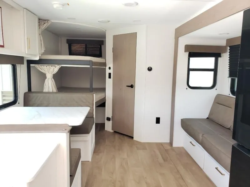 2027 Grand Design Transcend Xplor 26BHX - Photo 3