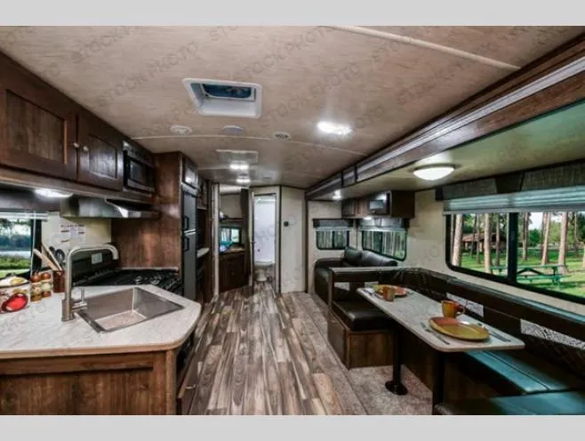 2019 Cruiser RV MPG 2750BH - Photo 3