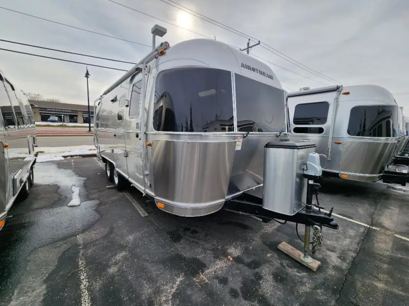 2018 Airstream International Serenity 23CB - Photo 2