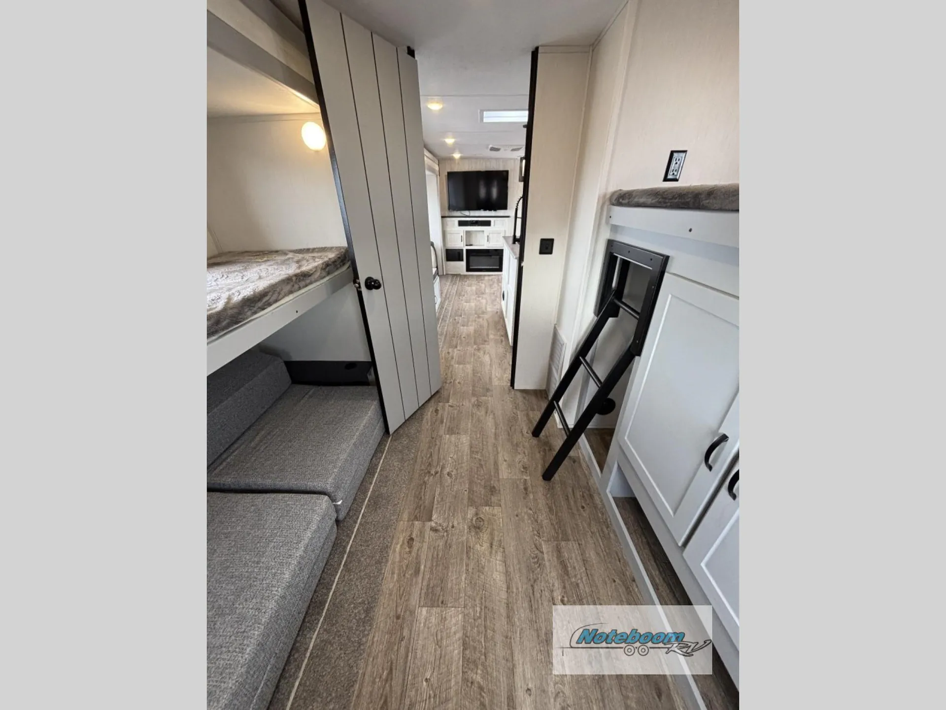 2021 Forest River Vibe 34BH - Photo 3