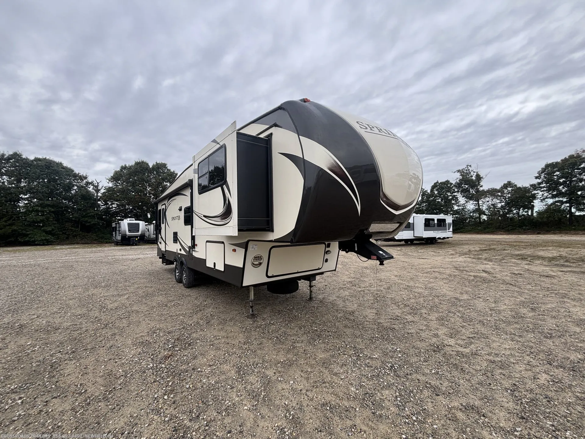 2017 Keystone Sprinter 269FWRLS - Photo 2