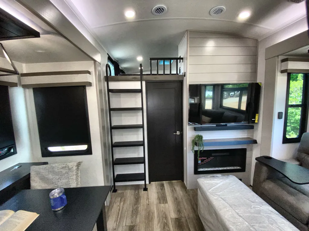 2026 Jayco North Point 395DSDB, Photos photo 28