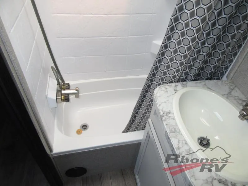2021 Jayco Jay Feather X213 - Photo 4