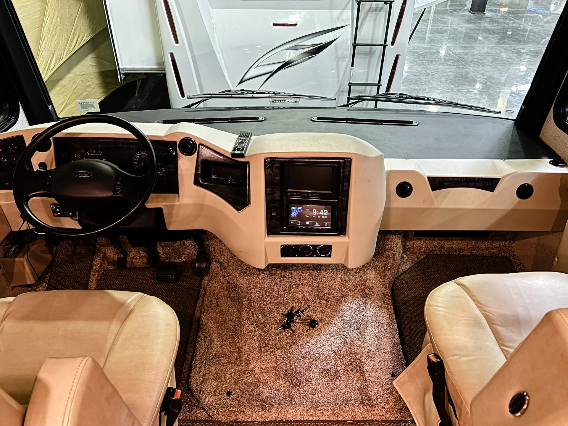 2018 Newmar Bay Star 3009 - Photo 3