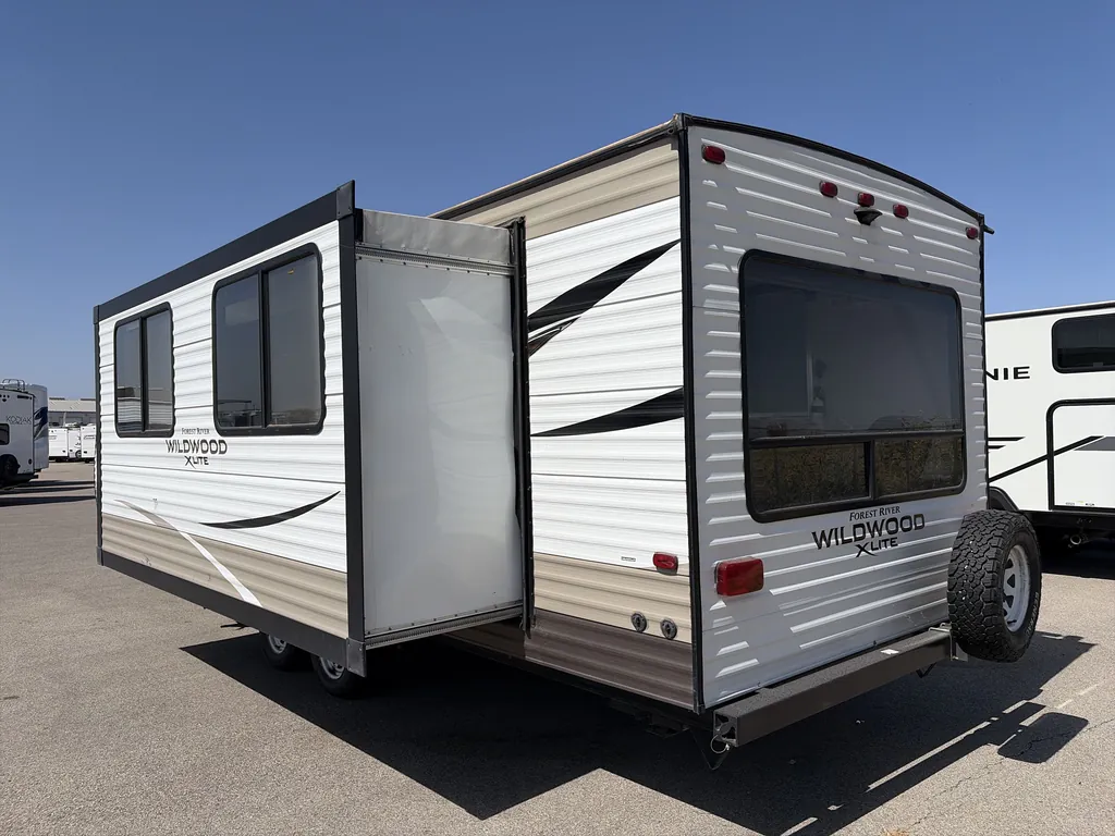 2018 Forest River Wildwood X-Lite 254RLXL, Photos photo 6