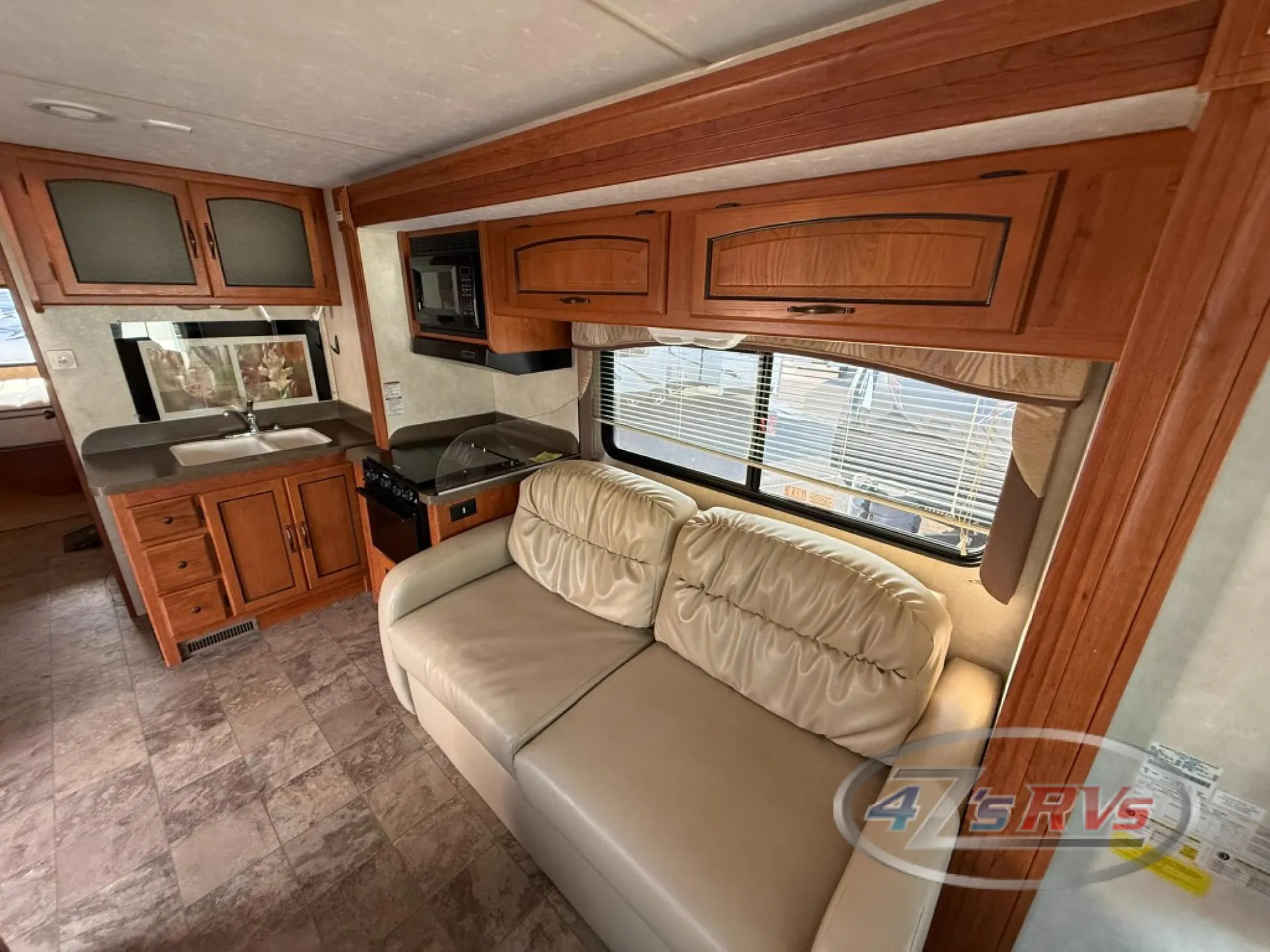 2012 Coachmen Mirada Silver Edition 32BH - Photo 4
