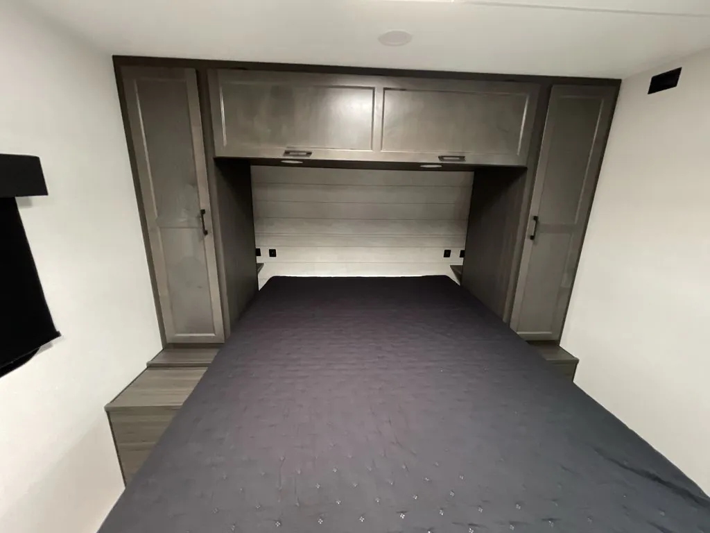 2026 Venture RV Stratus SR241VRK - Photo 4
