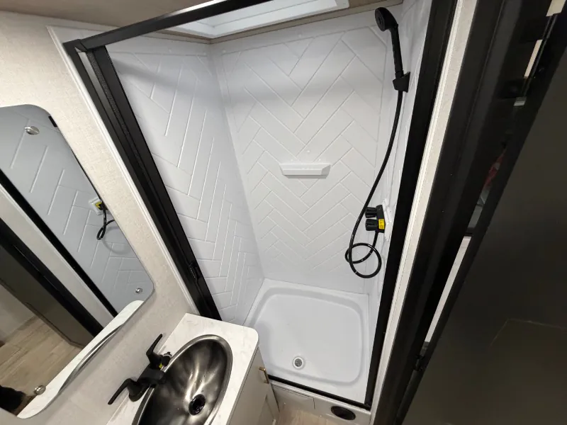 2026 Forest River Vibe Extreme Lite 2500CK, Photos photo 9