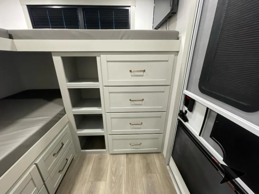 2026 Brinkley Model Z 2810, Photos photo 33