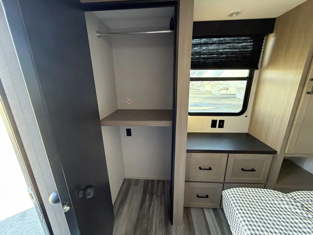2026 Jayco Jay Flight Bungalow 404LOFT DS, Photos photo 38