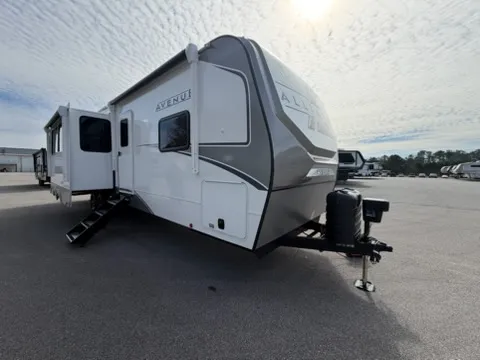 2026 Alliance RV Avenue 333BH - Photo 2