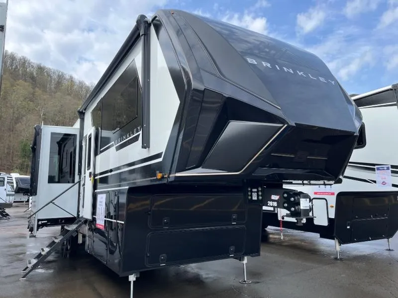2026 Brinkley Model G 4100 - Photo 2