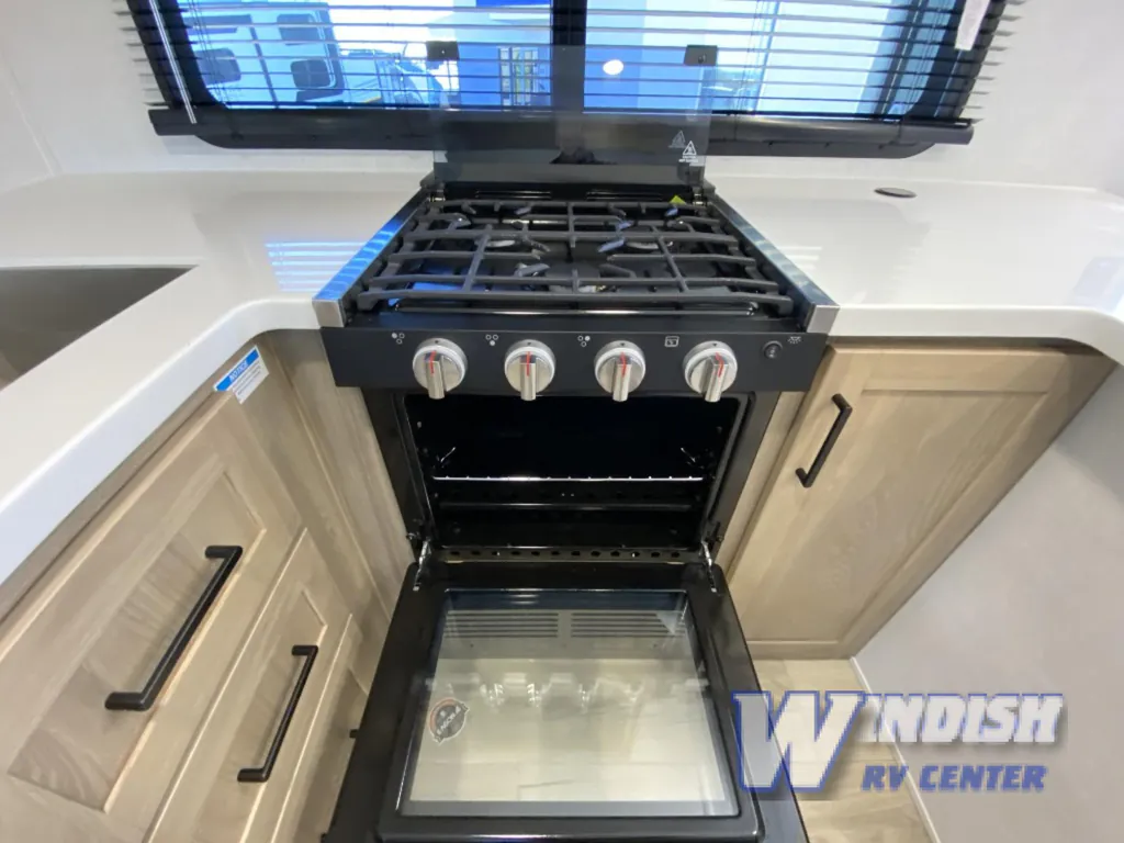 2027 Forest River Rockwood Mini Lite 2525RB, Photos photo 5