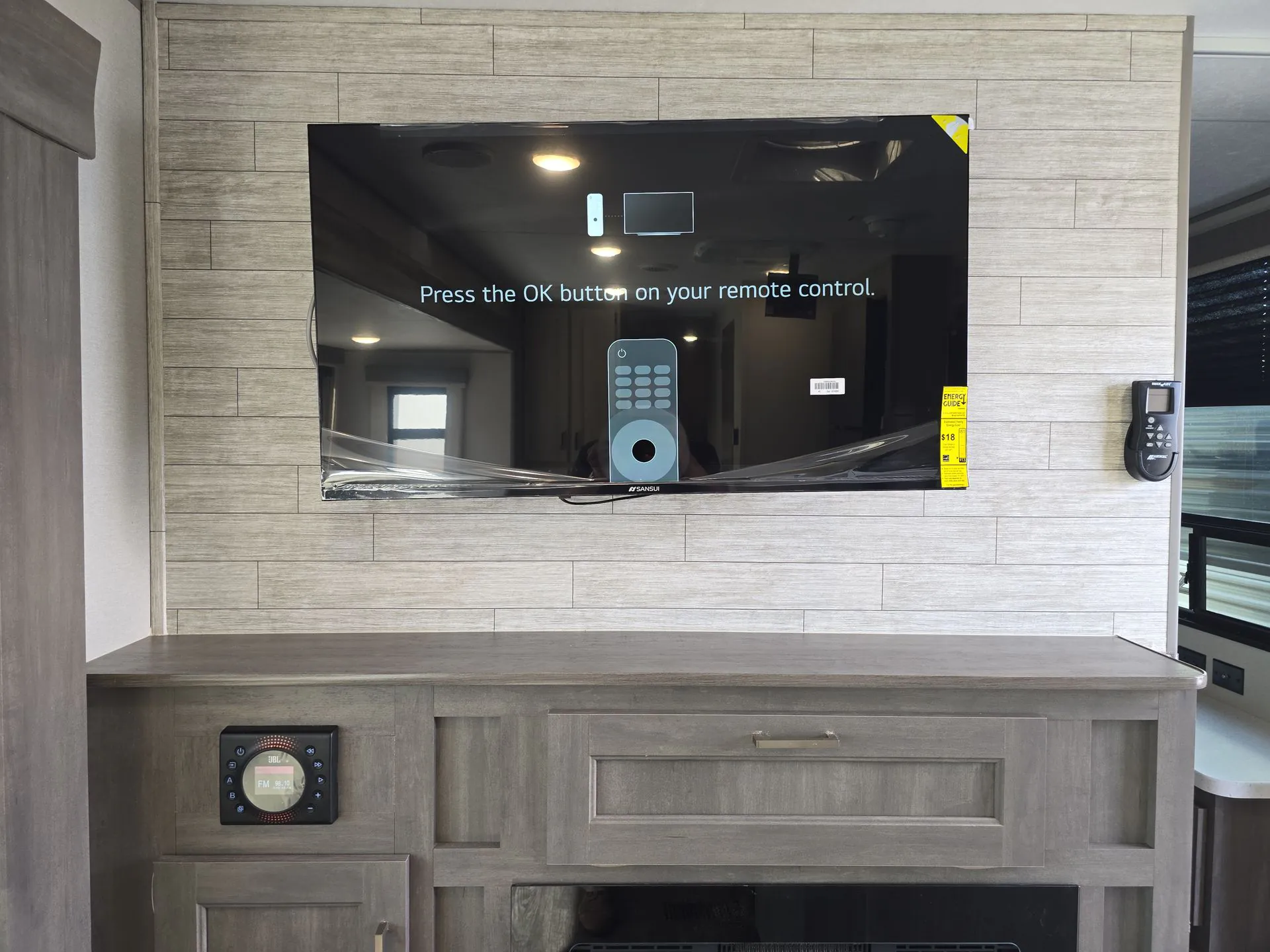 2026 Forest River Aurora 34BHTS — Photo 6