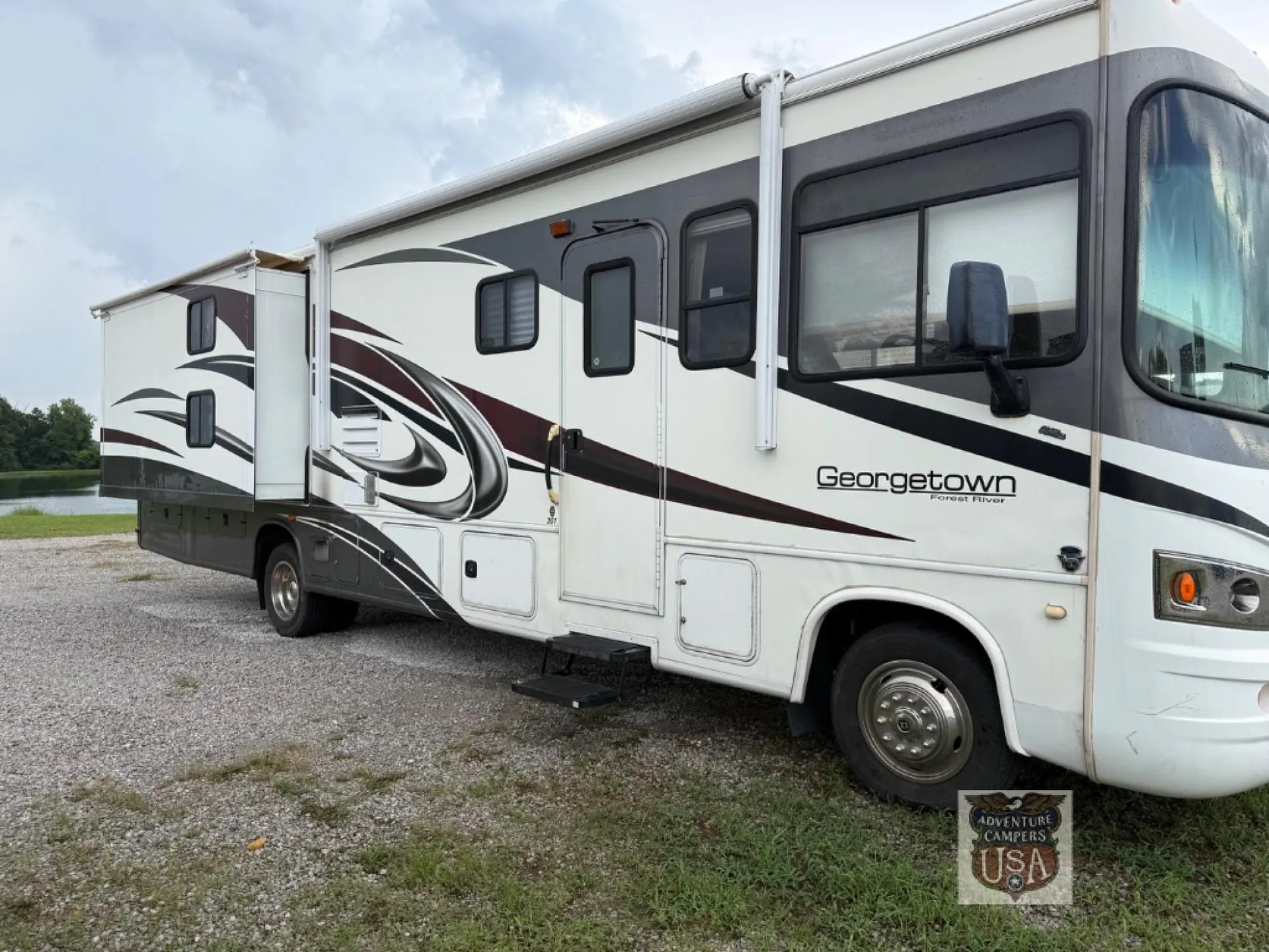 2012 Forest River Georgetown 351DS - Photo 3