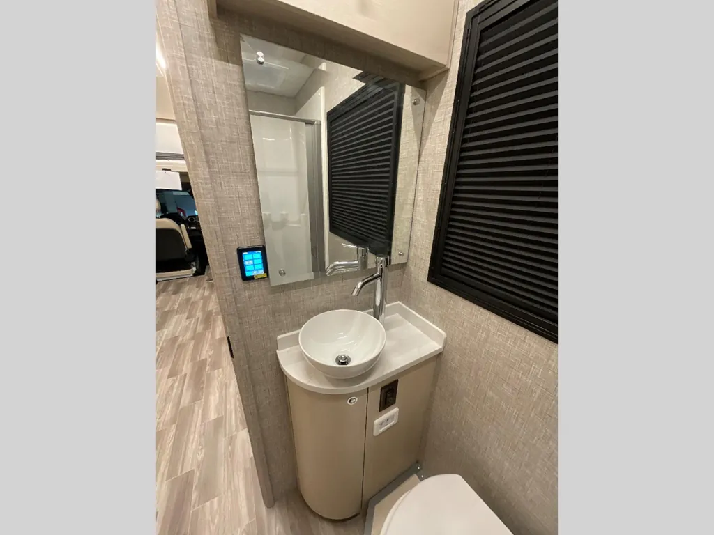 2026 Tiffin Wayfarer 25 XPW, Photos photo 17