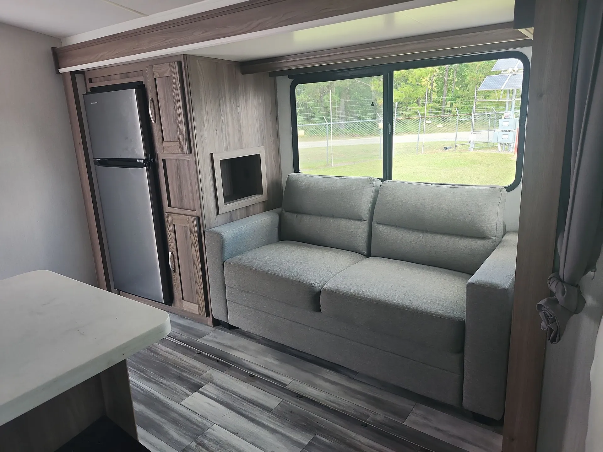 2024 Cruiser RV Twilight Signature 21RB — living area main