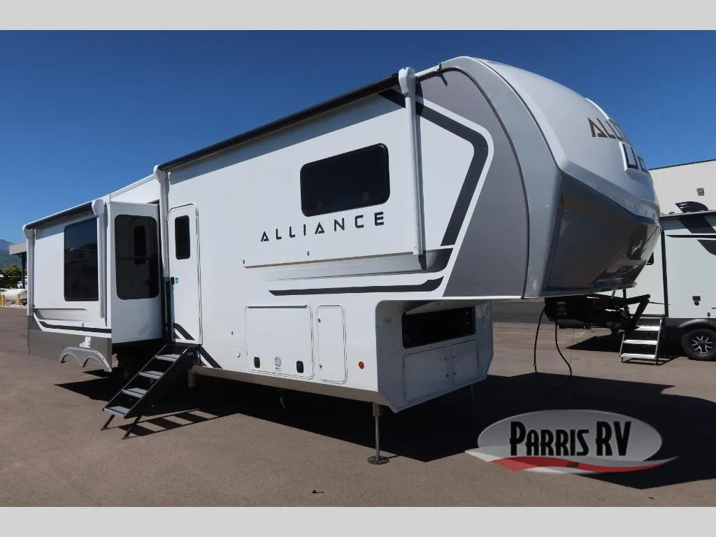 2027 Alliance RV Paradigm 312RK - Photo 2