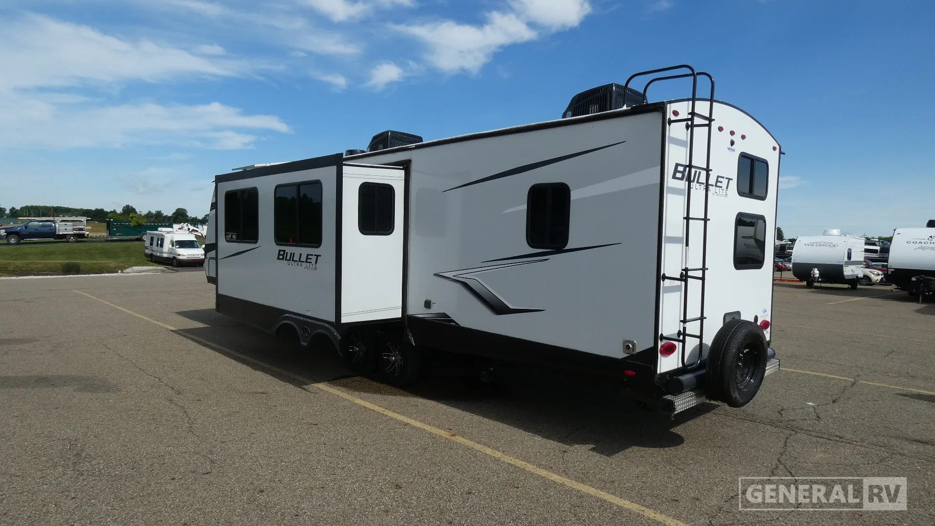 2023 Keystone Bullet 330BHS - Photo 4