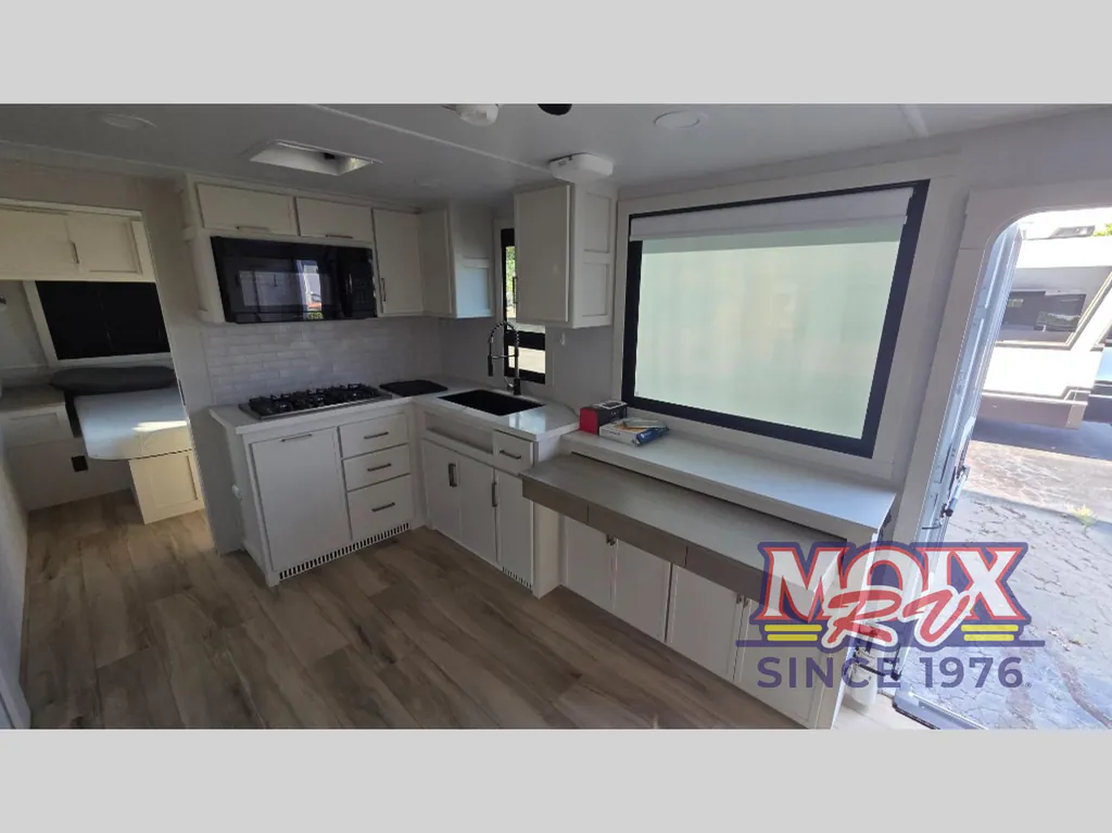 2025 Brinkley Model I 265, Photos photo 8