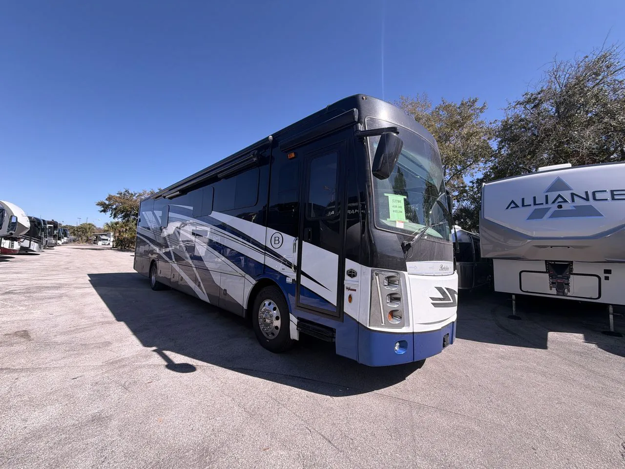 2026 Forest River Berkshire XL 40H - Photo 2