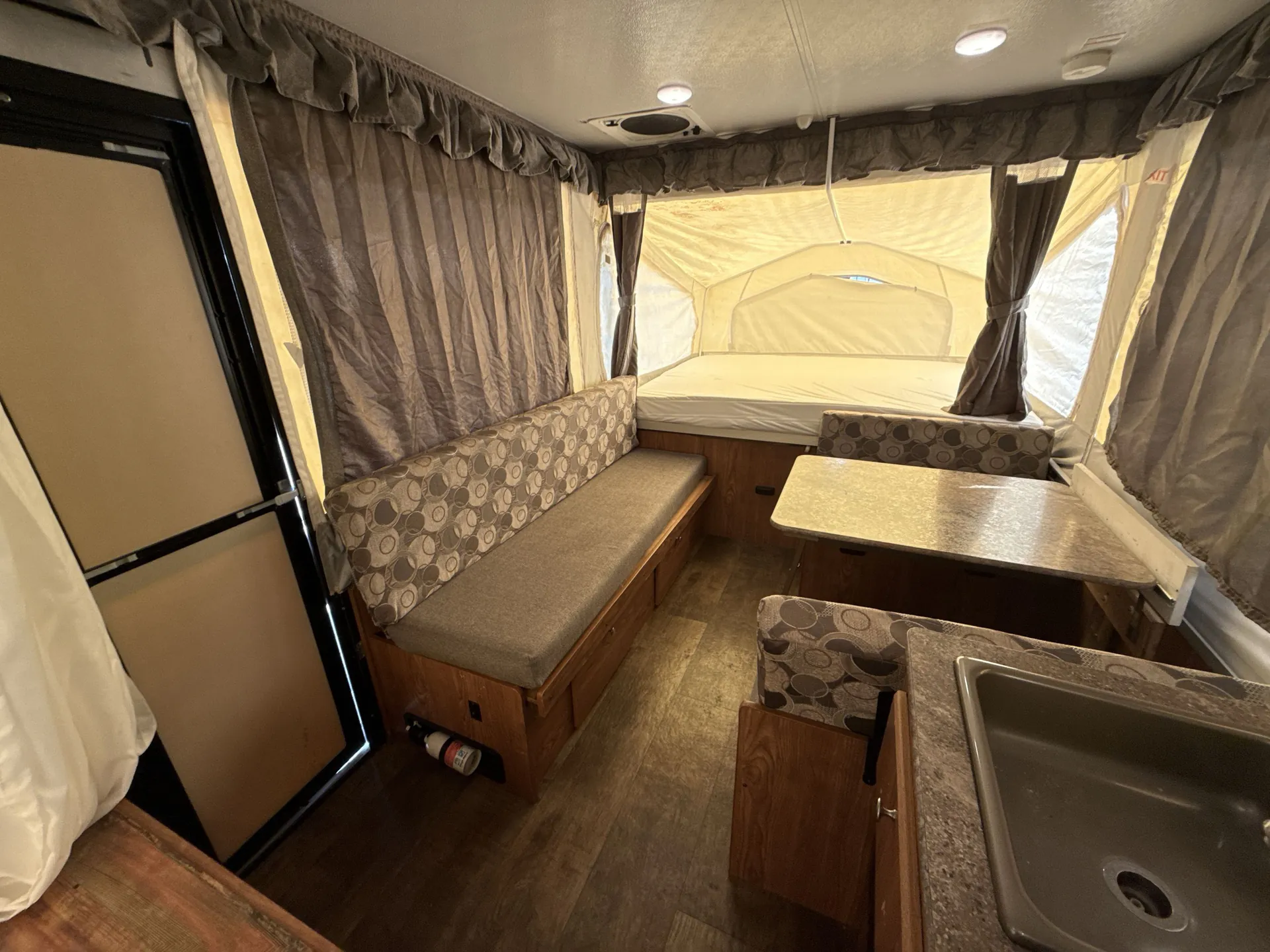 2017 Forest River Rockwood Freedom 2280 — bathroom