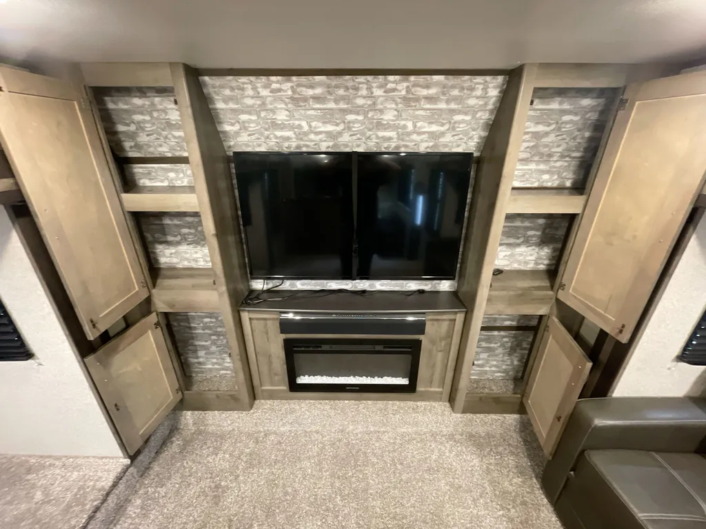 2020 Keystone Sprinter Limited 3341FWFLS, Photos photo 5