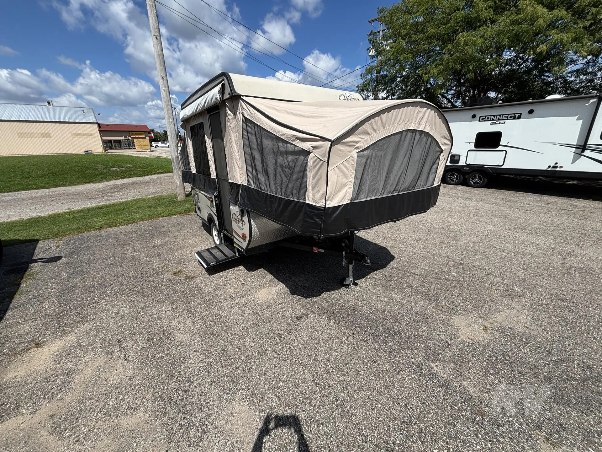 2016 Coachmen Clipper Sport 106 - Photo 4