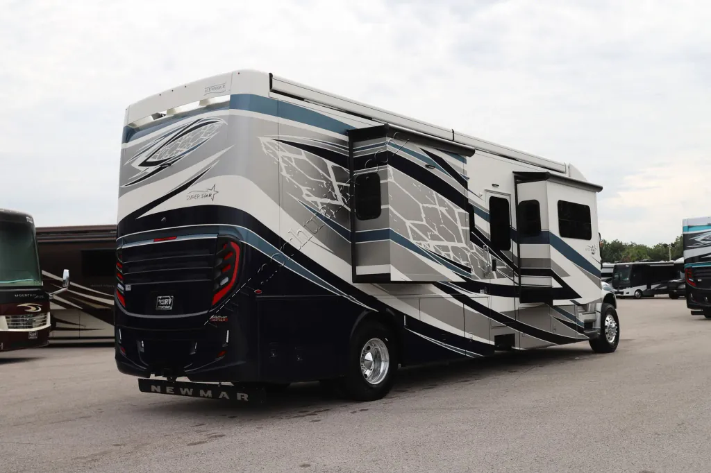 2027 Newmar Super Star 3731, Photos photo 31
