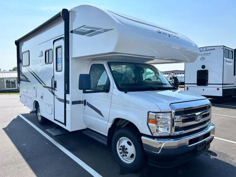 2026 Jayco Redhawk SE 22EF - Photo 2