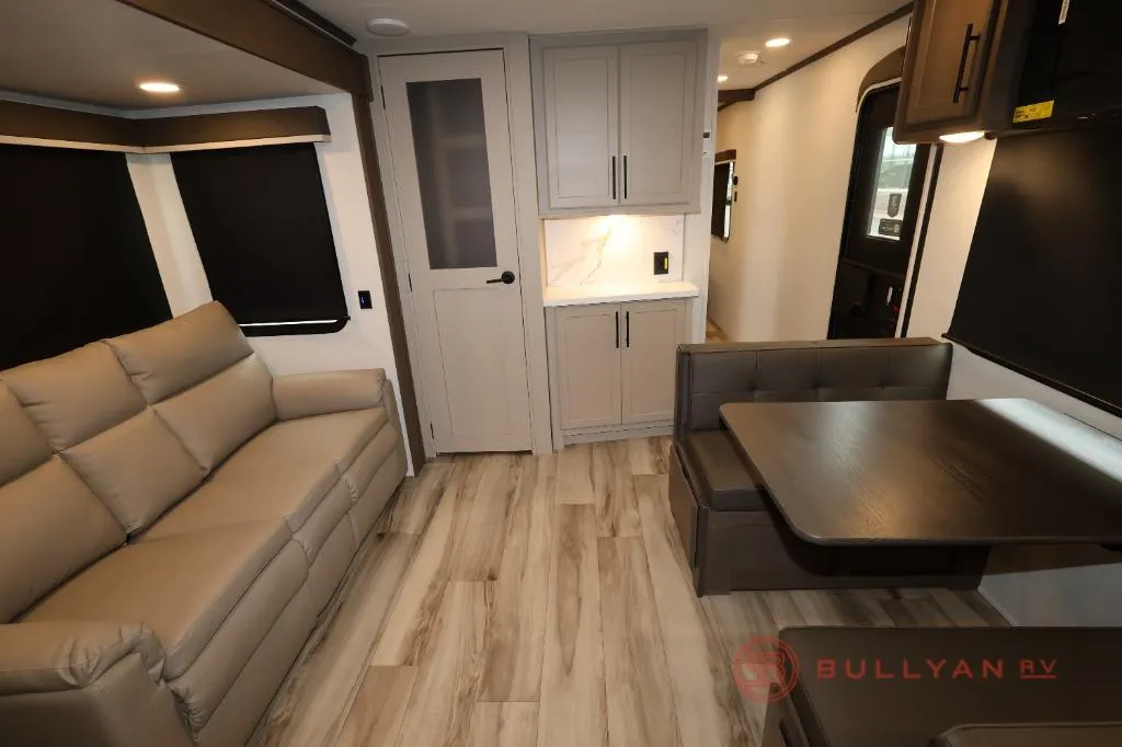 2027 Keystone RV Cougar Half-Ton 25MLE - Photo 3