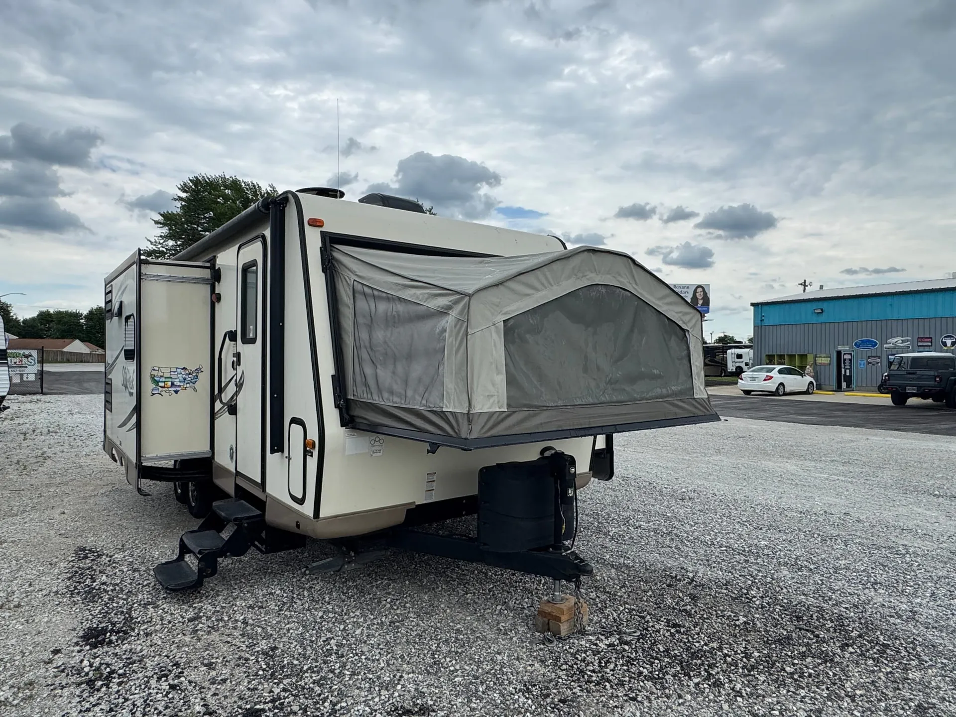 2017 Forest River RV Flagstaff Shamrock 23IKSS - Photo 2