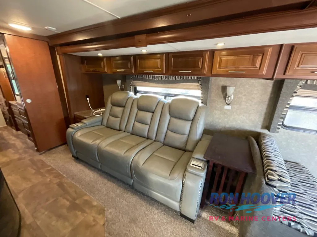 2015 Forest River RV Georgetown 335DS, Photos photo 20