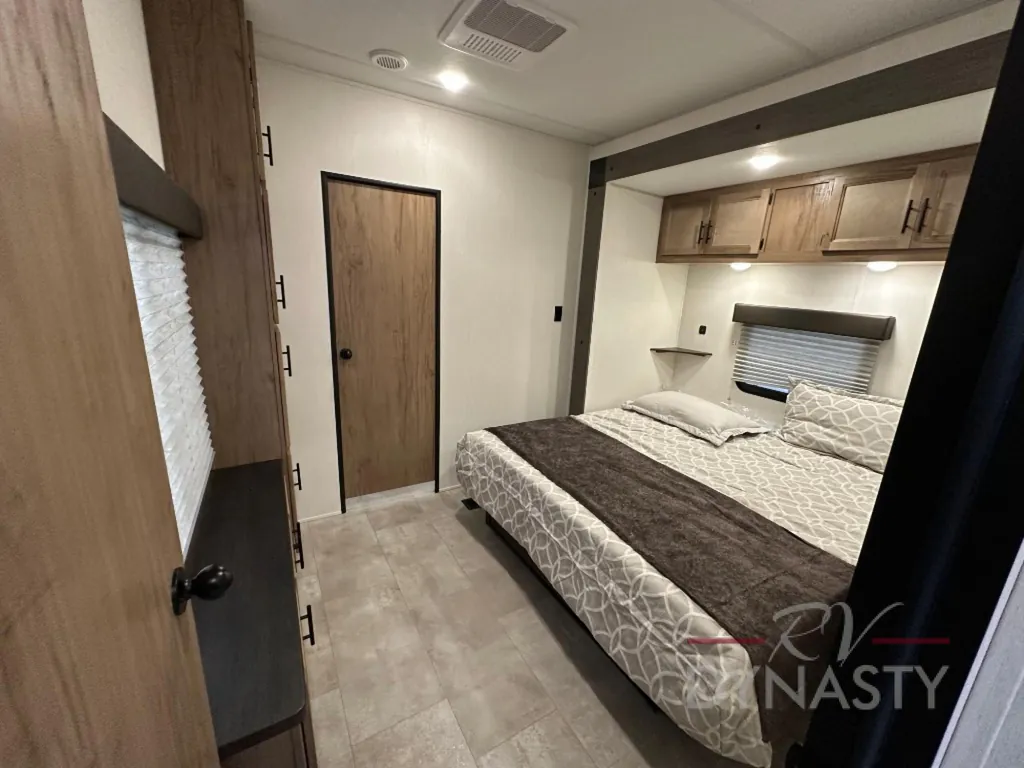 2025 Forest River Cherokee Timberwolf 39NA, Photos photo 22