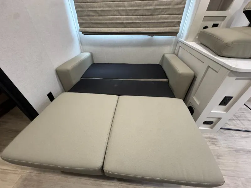 2026 Forest River Vibe Extreme Lite 2500CK, Photos photo 9