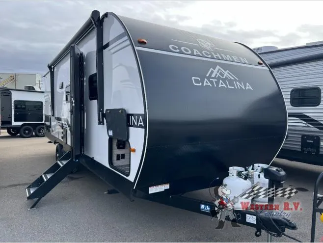 2026 Coachmen Catalina Summit Series 8 261BHS - Photo 3